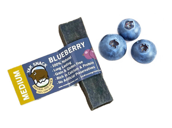 Yak-m-blueberry b Yak Snack - MUSTIKAS Medium - Image 1
